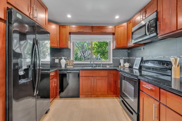 3315 Willis Lane, Alameda, CA 94502