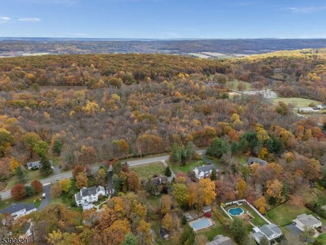 117 E Springtown Rd, Washington Twp., NJ 07853