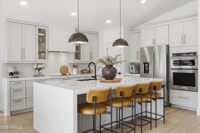 18204 N 86TH Lane, Peoria, AZ 85382