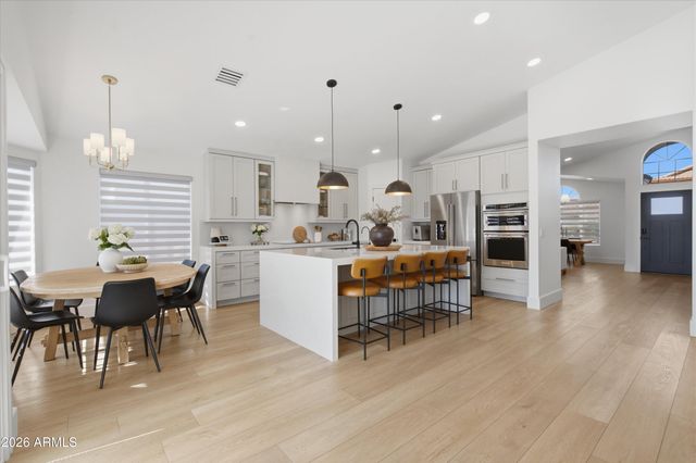 18204 N 86TH Lane, Peoria, AZ 85382