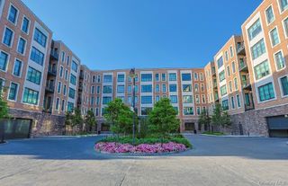 100 Garvies Point Road 1024, Glen Cove, NY 11542