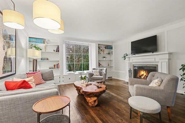 750 San Jose Drive, Grand Rapids, MI 49506