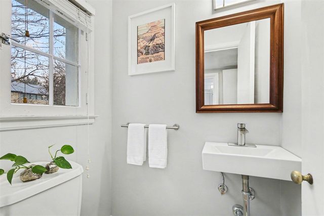 750 San Jose Drive, Grand Rapids, MI 49506