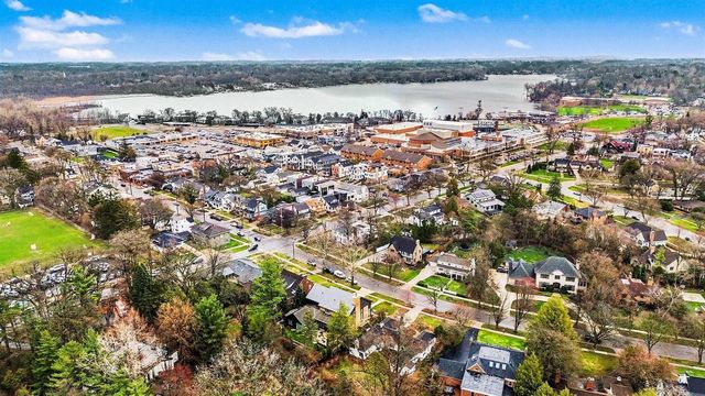 750 San Jose Drive, Grand Rapids, MI 49506