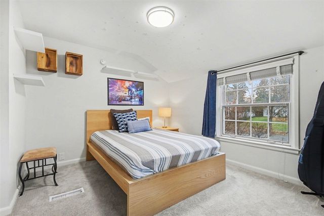 750 San Jose Drive, Grand Rapids, MI 49506