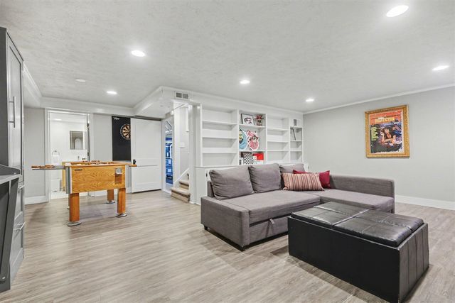 750 San Jose Drive, Grand Rapids, MI 49506