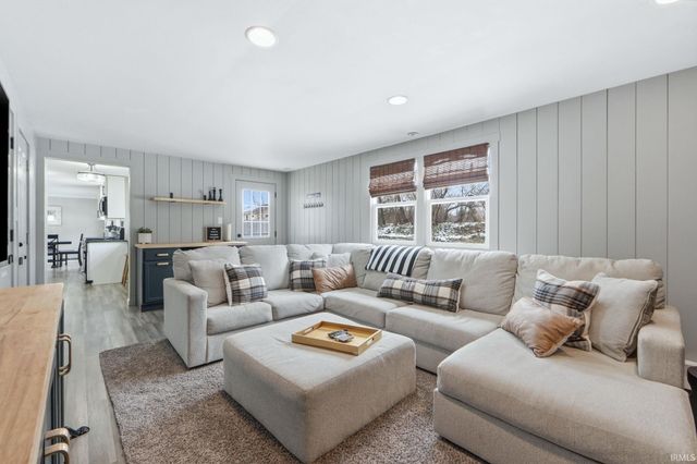 11233 Shalimar Drive, Fort Wayne, IN 46845