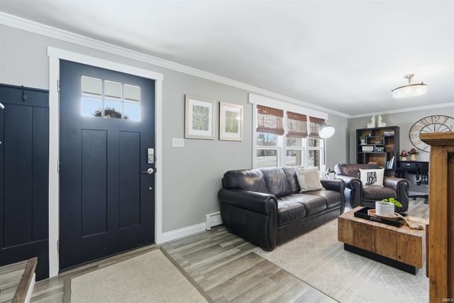 11233 Shalimar Drive, Fort Wayne, IN 46845