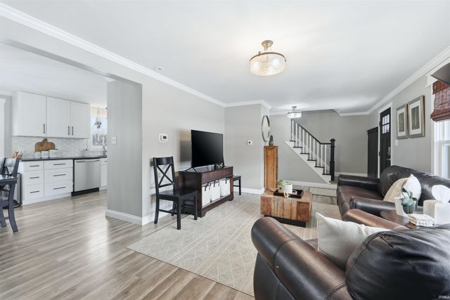 11233 Shalimar Drive, Fort Wayne, IN 46845