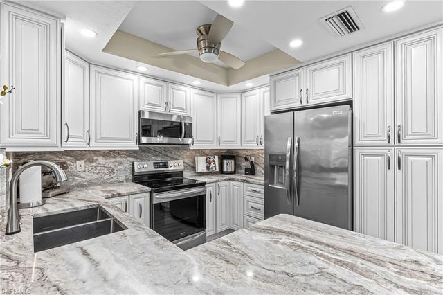 104 Siena WAY # 1405, Naples, FL 34119