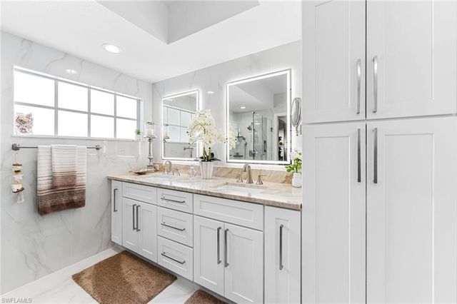 104 Siena WAY # 1405, Naples, FL 34119