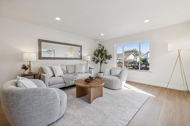 876 Lurline Drive, Foster City, CA 94404