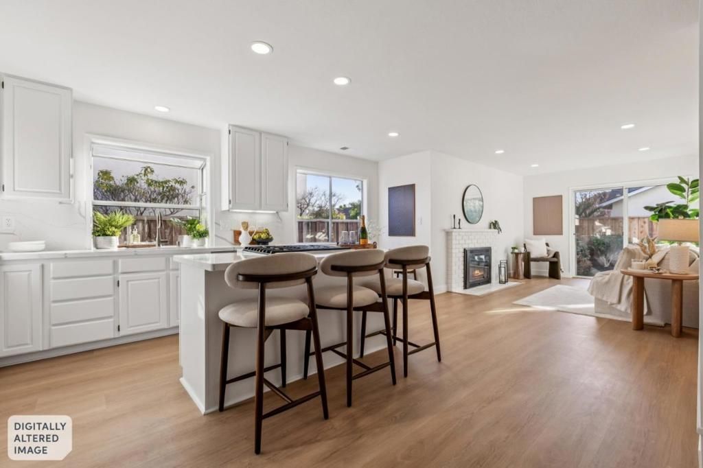 Image 15 of property listing at 876 Lurline Drive, Foster City, CA 94404