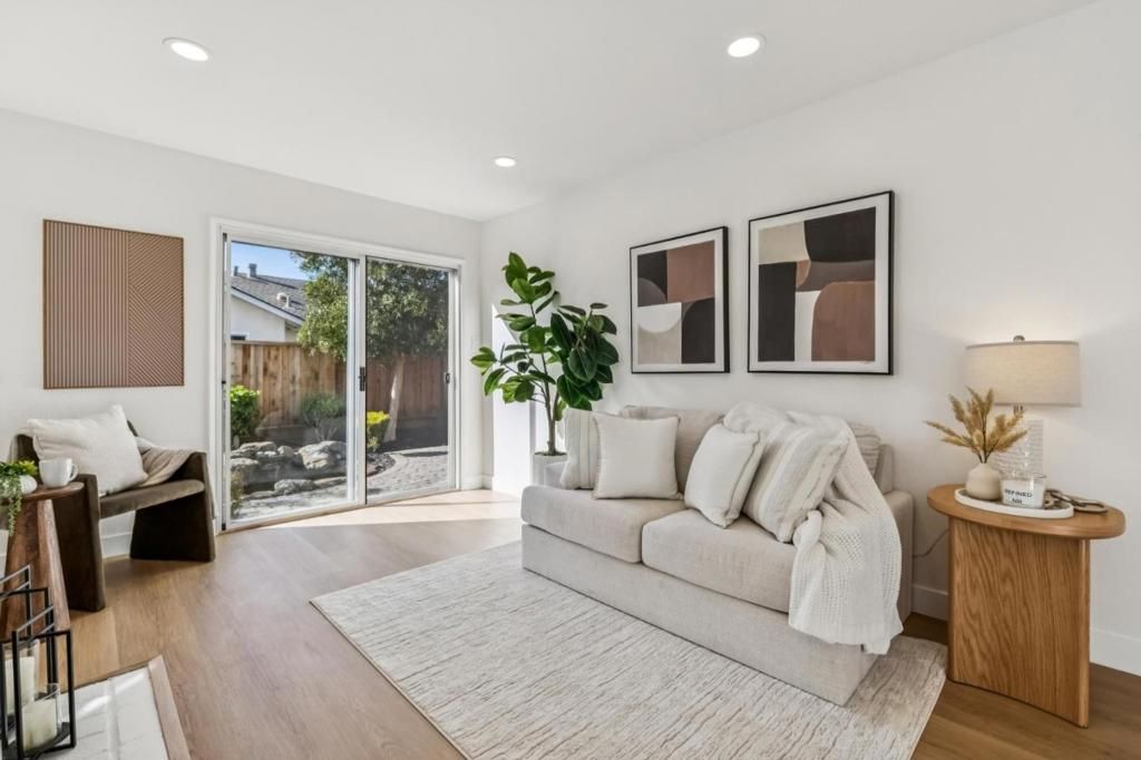 Image 17 of property listing at 876 Lurline Drive, Foster City, CA 94404