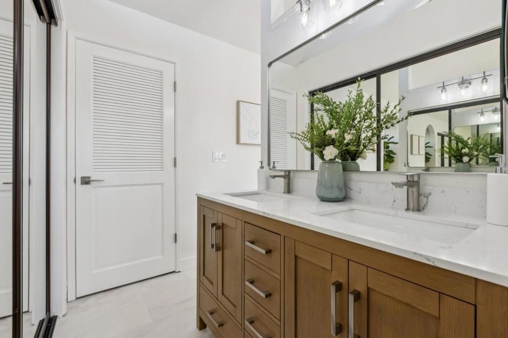 Image 25 of property listing at 876 Lurline Drive, Foster City, CA 94404