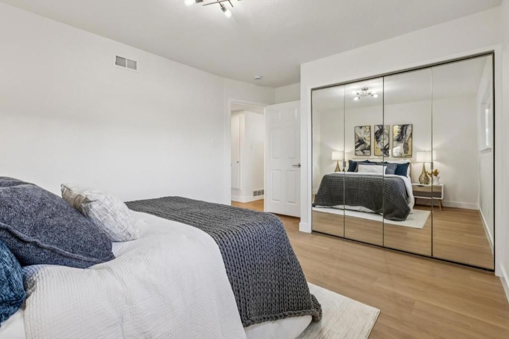 Image 32 of property listing at 876 Lurline Drive, Foster City, CA 94404