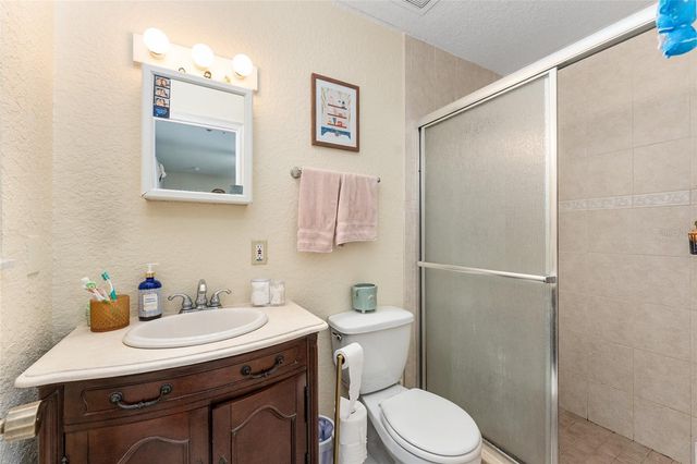 3025 W UNIVERSITY AVENUE, Gainesville, FL 32607