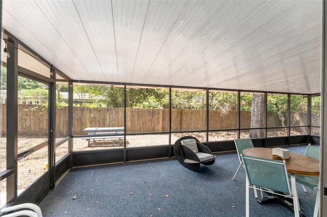 3025 W UNIVERSITY AVENUE, Gainesville, FL 32607