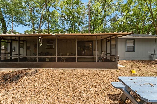 3025 W UNIVERSITY AVENUE, Gainesville, FL 32607