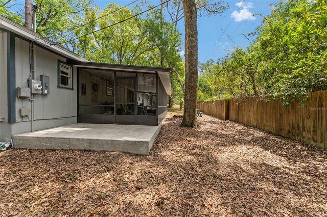 3025 W UNIVERSITY AVENUE, Gainesville, FL 32607
