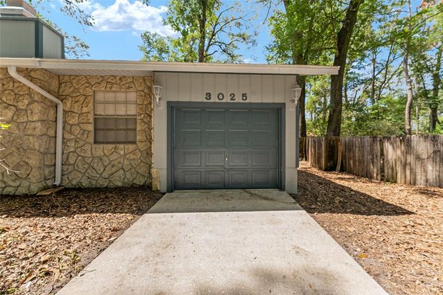 3025 W UNIVERSITY AVENUE, Gainesville, FL 32607