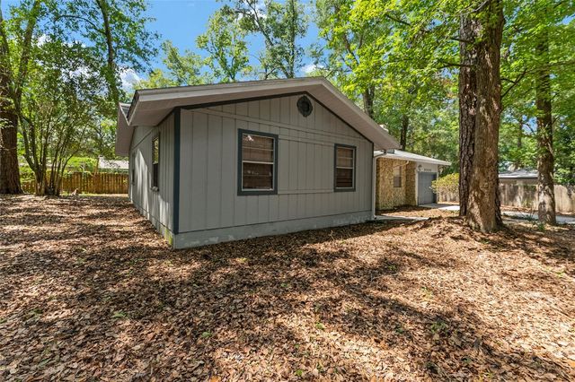 3025 W UNIVERSITY AVENUE, Gainesville, FL 32607