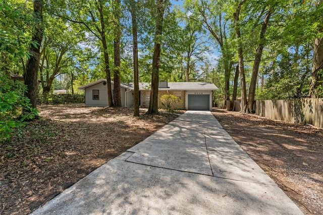 3025 W UNIVERSITY AVENUE, Gainesville, FL 32607