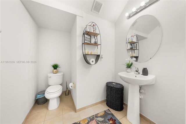 16958 SW 92nd St 16958, Miami, FL 33196