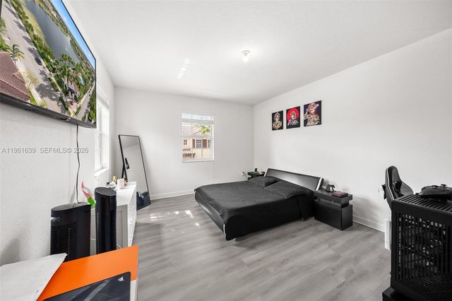 16958 SW 92nd St 16958, Miami, FL 33196