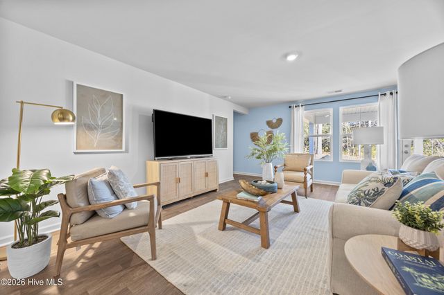 1006 Brooke Ridge Lane, Southport, NC 28461