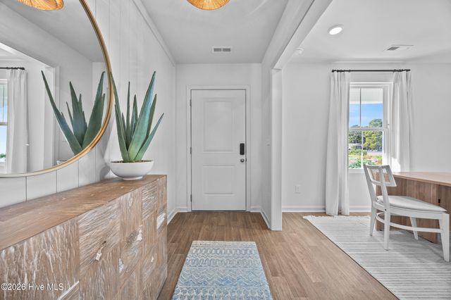 1006 Brooke Ridge Lane, Southport, NC 28461