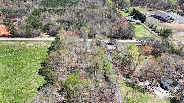 11267 E Cherokee Drive, Ball Ground, GA 30107