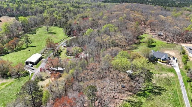 11267 E Cherokee Drive, Ball Ground, GA 30107