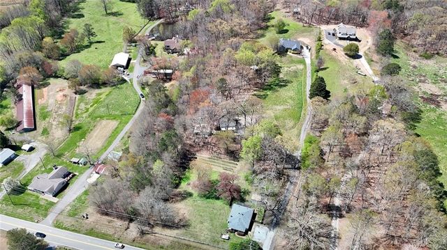 11267 E Cherokee Drive, Ball Ground, GA 30107