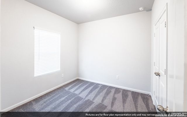 11106 SCHMIDT LN, Converse, TX 78109