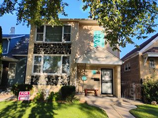 6237 S Kedvale Avenue 2, Chicago, IL 60629