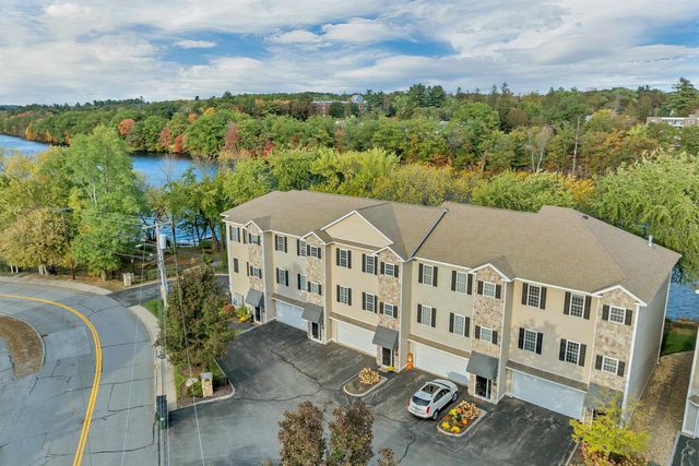17 River Front Dr Unit 3, Manchester, NH 03102