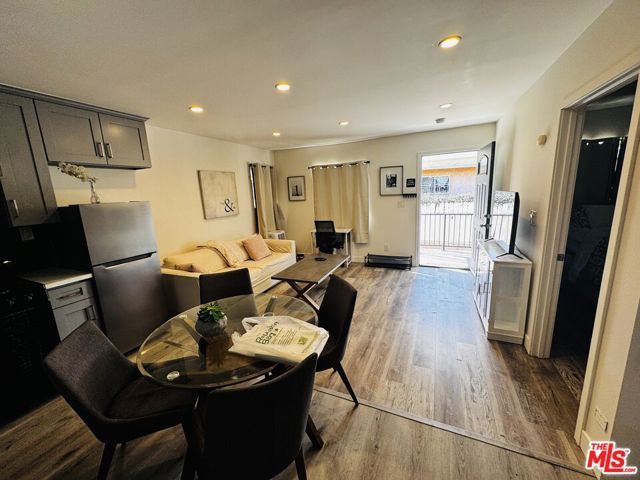 335 E 65th Street 337, Los Angeles, CA 90003