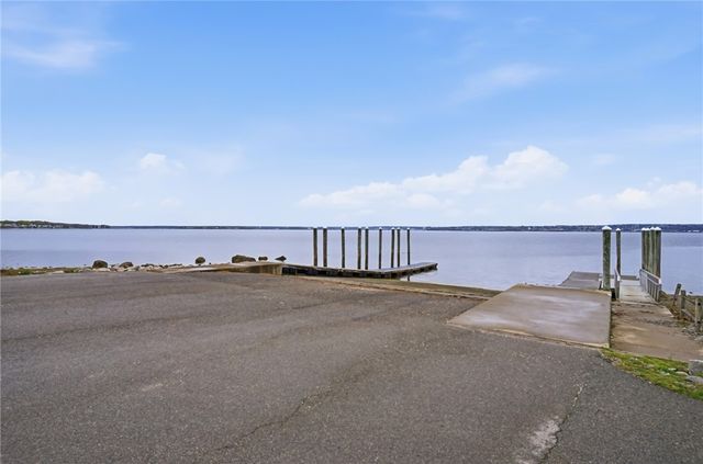 11 Cedar Drive, Bristol, RI 02809