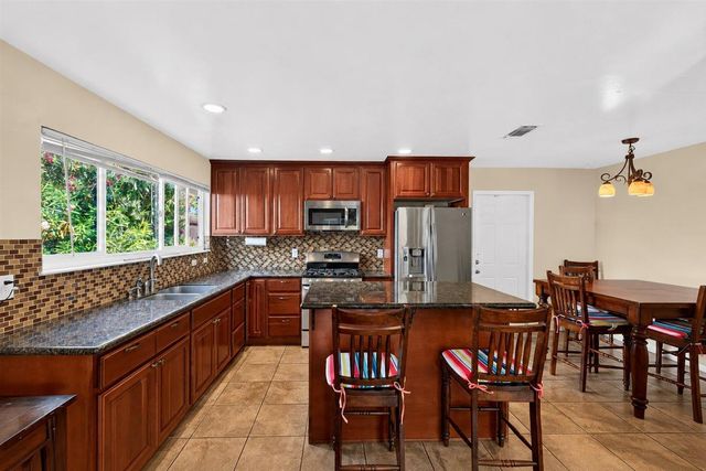 4049 Farmer Way, North Highlands, CA 95660