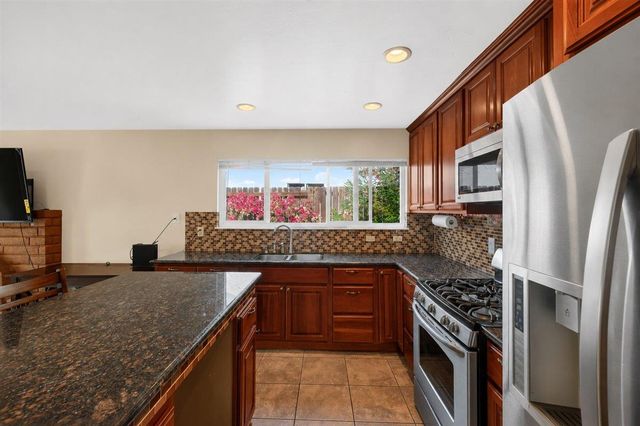 4049 Farmer Way, North Highlands, CA 95660
