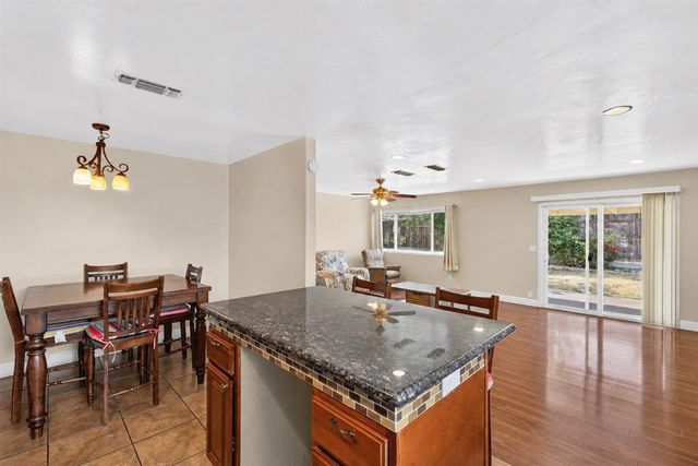 4049 Farmer Way, North Highlands, CA 95660