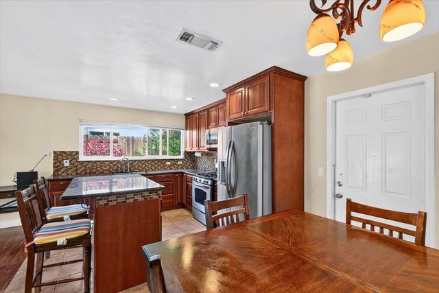4049 Farmer Way, North Highlands, CA 95660