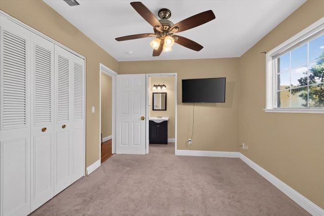 4049 Farmer Way, North Highlands, CA 95660