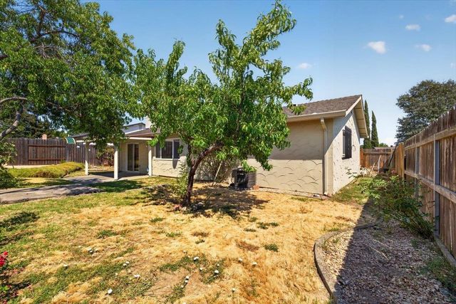 4049 Farmer Way, North Highlands, CA 95660