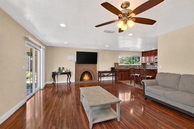 4049 Farmer Way, North Highlands, CA 95660