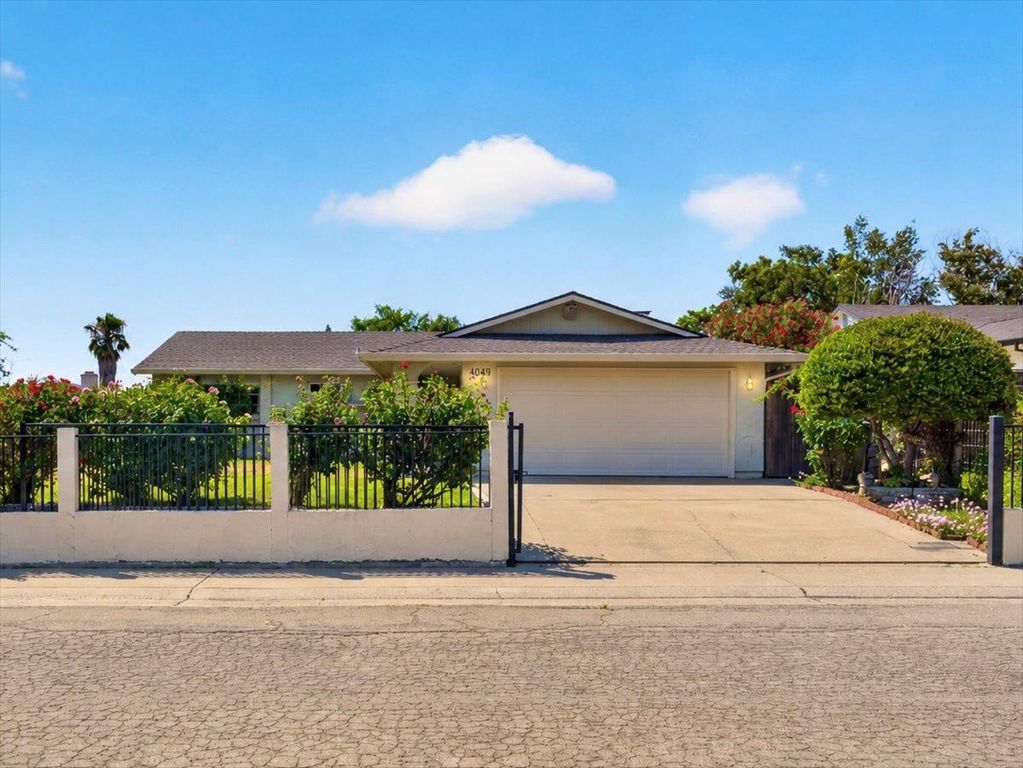 4049 Farmer Way, North Highlands, CA 95660