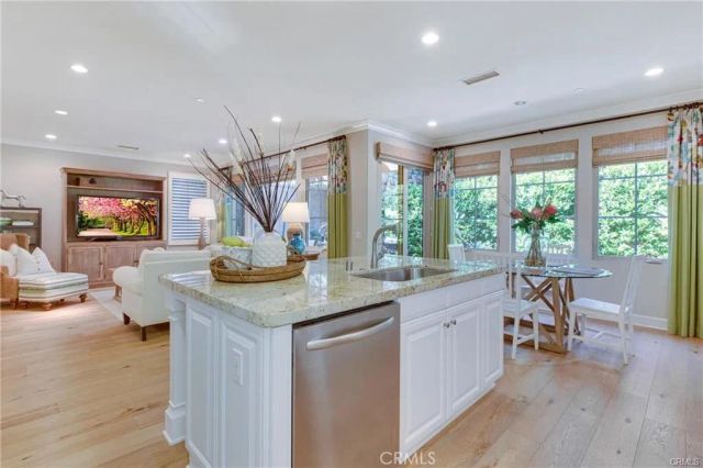 60 Bianco, Irvine, CA 92618