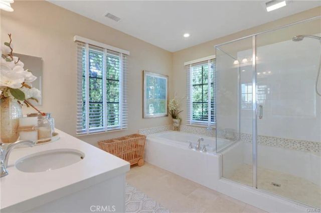 60 Bianco, Irvine, CA 92618