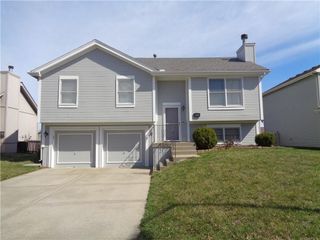 8612 NE 111TH Street, Kansas City, MO 64157